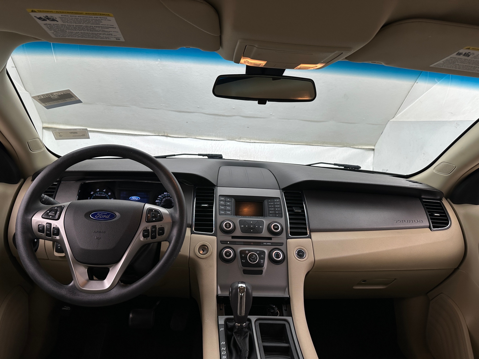 Thumbnail: 2016 Ford Taurus - 3