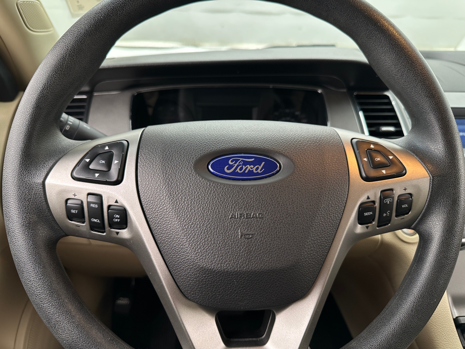 Thumbnail: 2016 Ford Taurus - 5