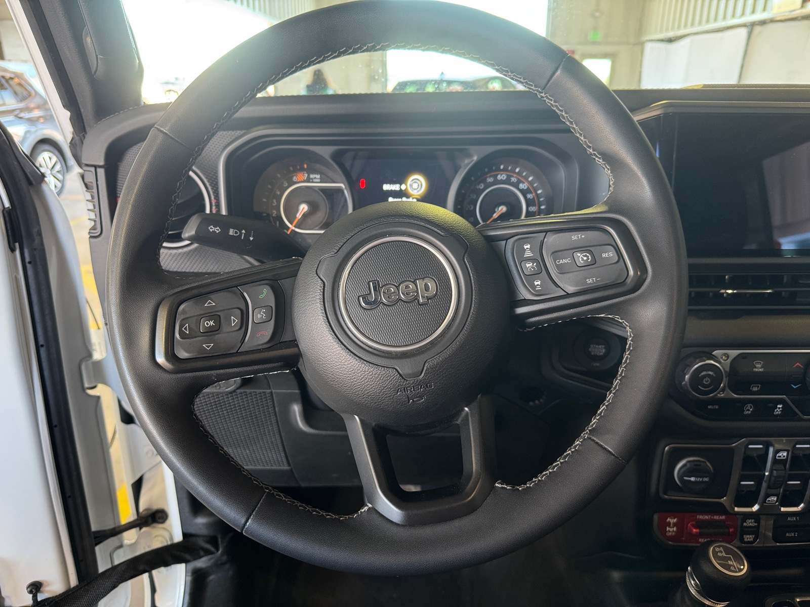 Thumbnail: 2025 Jeep Wrangler - 5