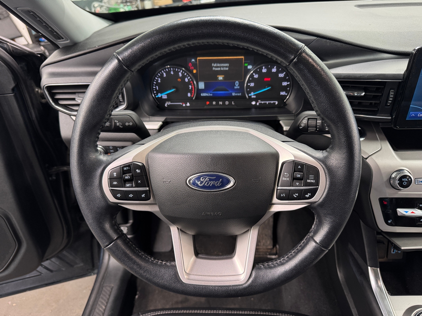 Thumbnail: 2022 Ford Explorer - 5
