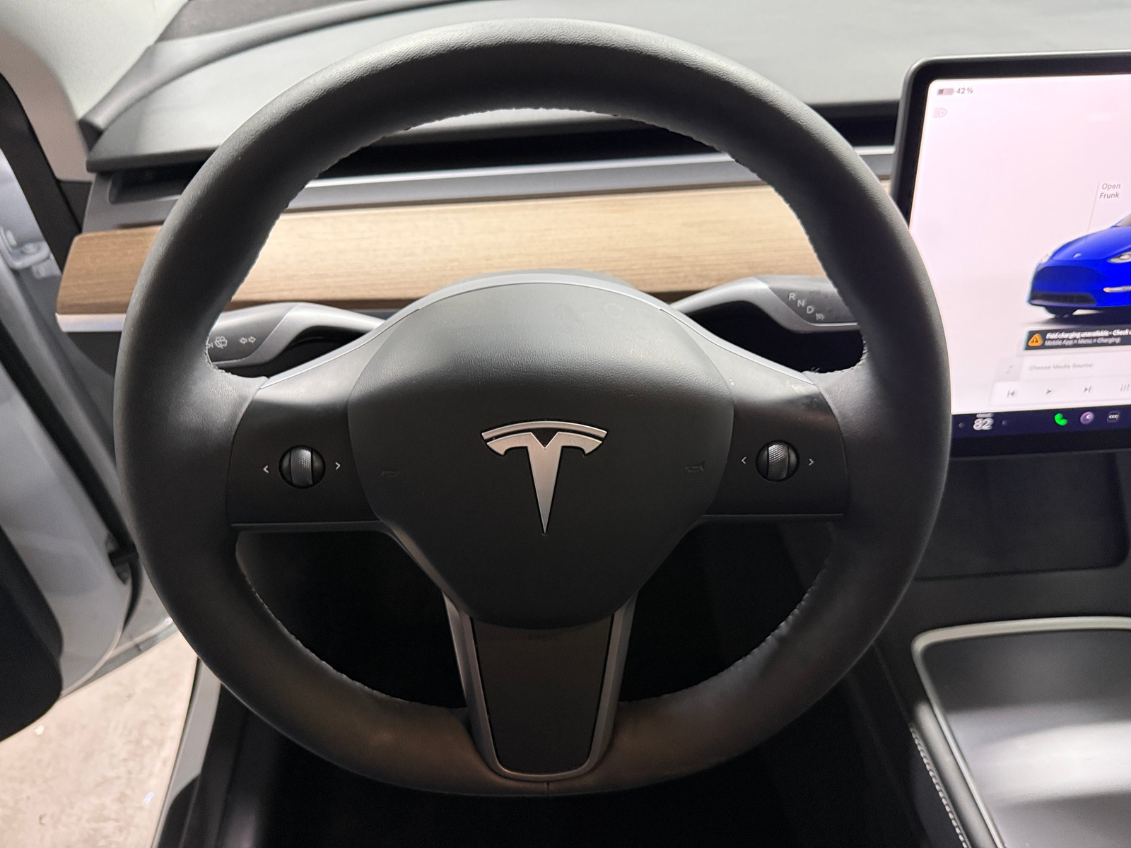Thumbnail: 2023 Tesla Model Y - 4