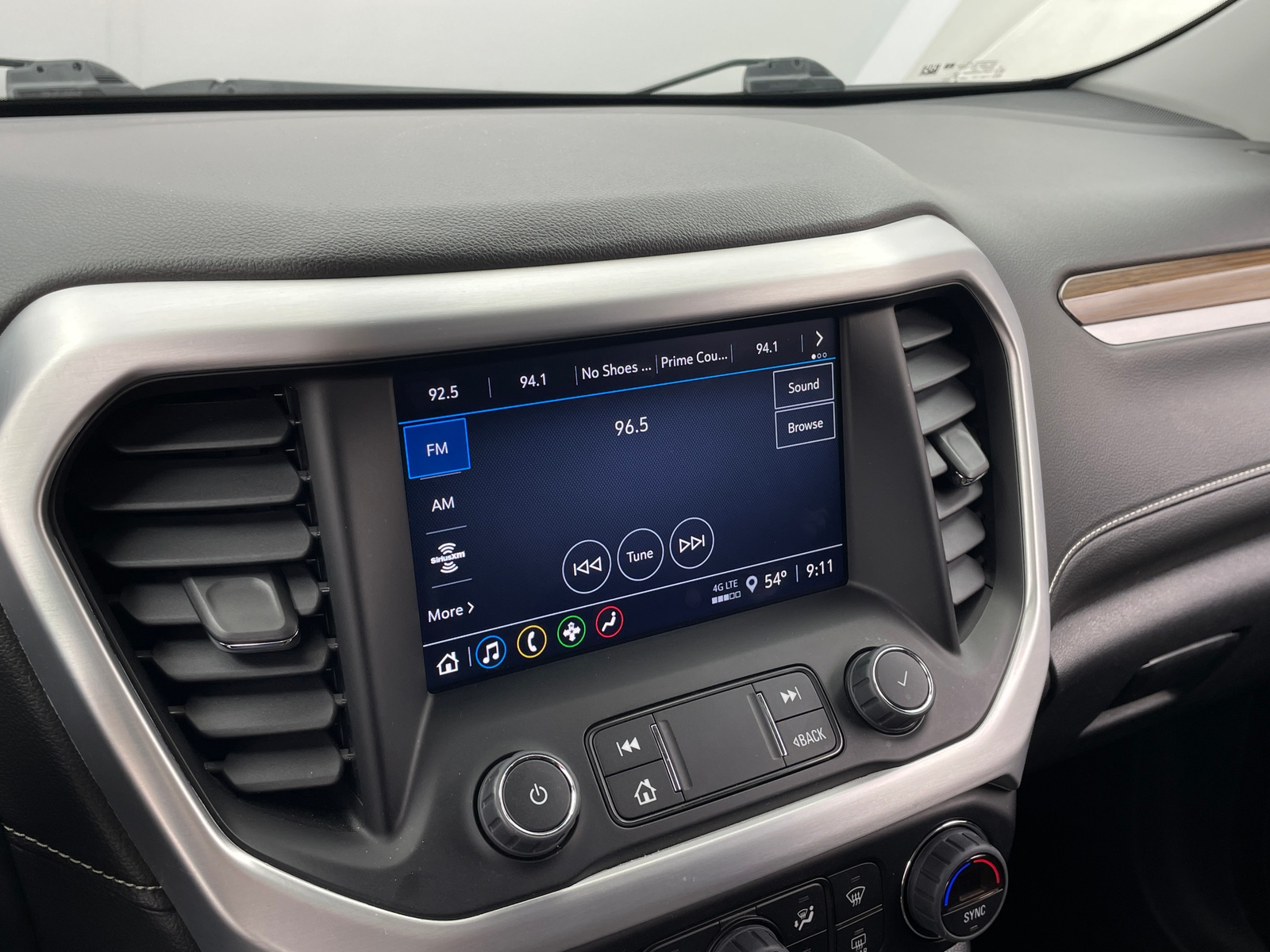 Thumbnail: 2023 GMC Acadia - 4