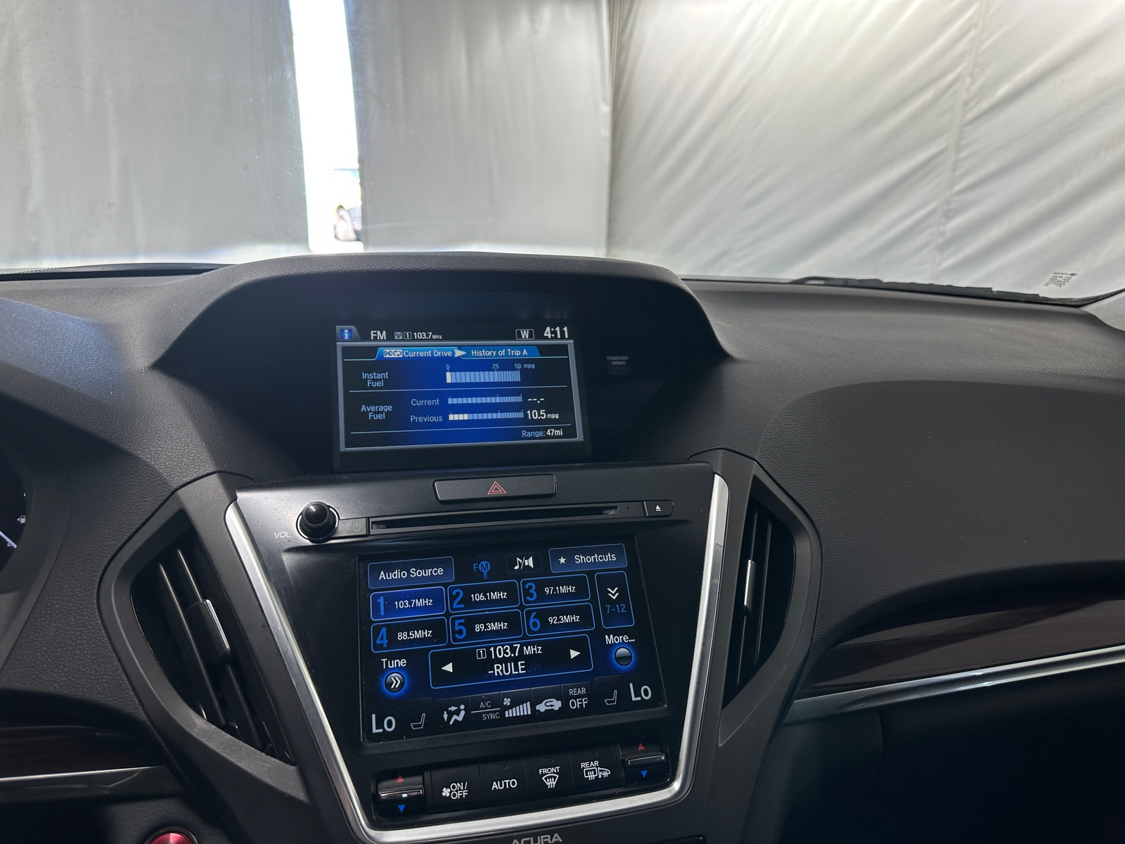 Thumbnail: 2016 Acura MDX - 3