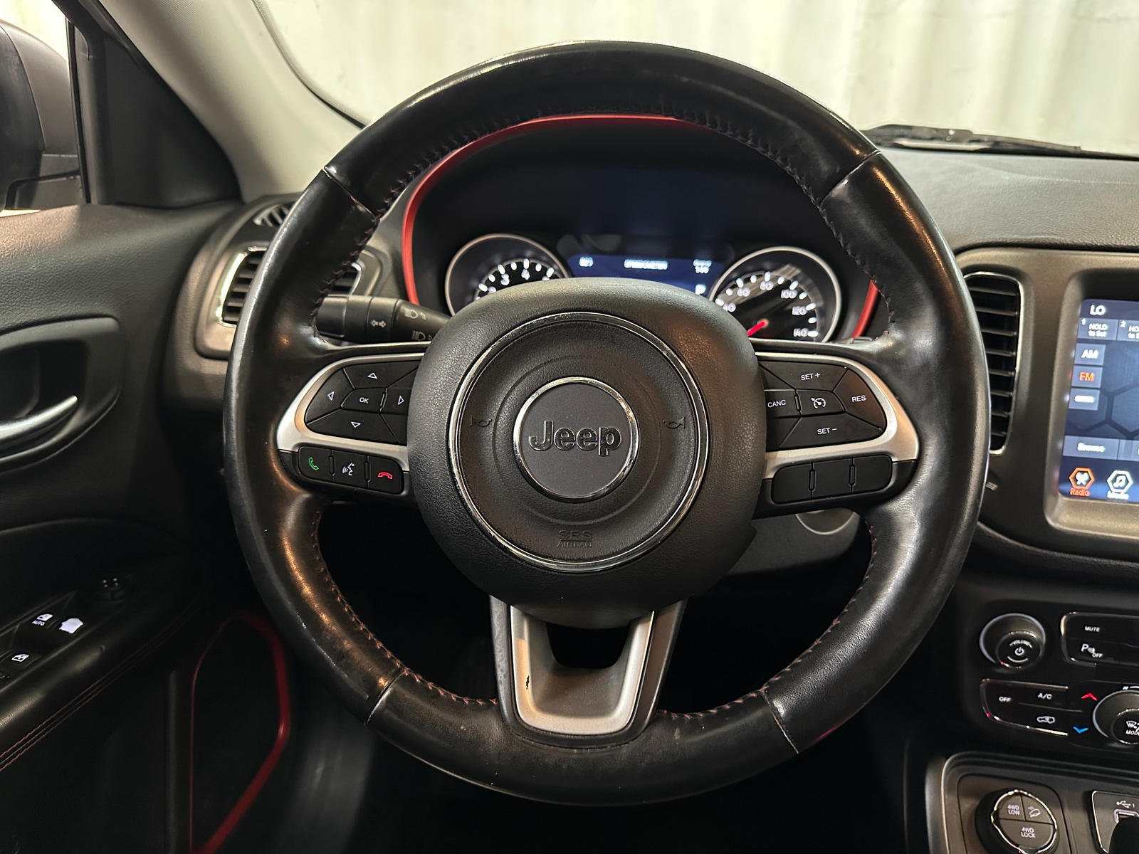 Thumbnail: 2019 Jeep Compass - 4