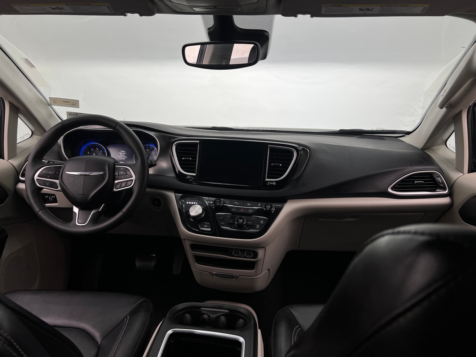Thumbnail: 2024 Chrysler Pacifica - 2