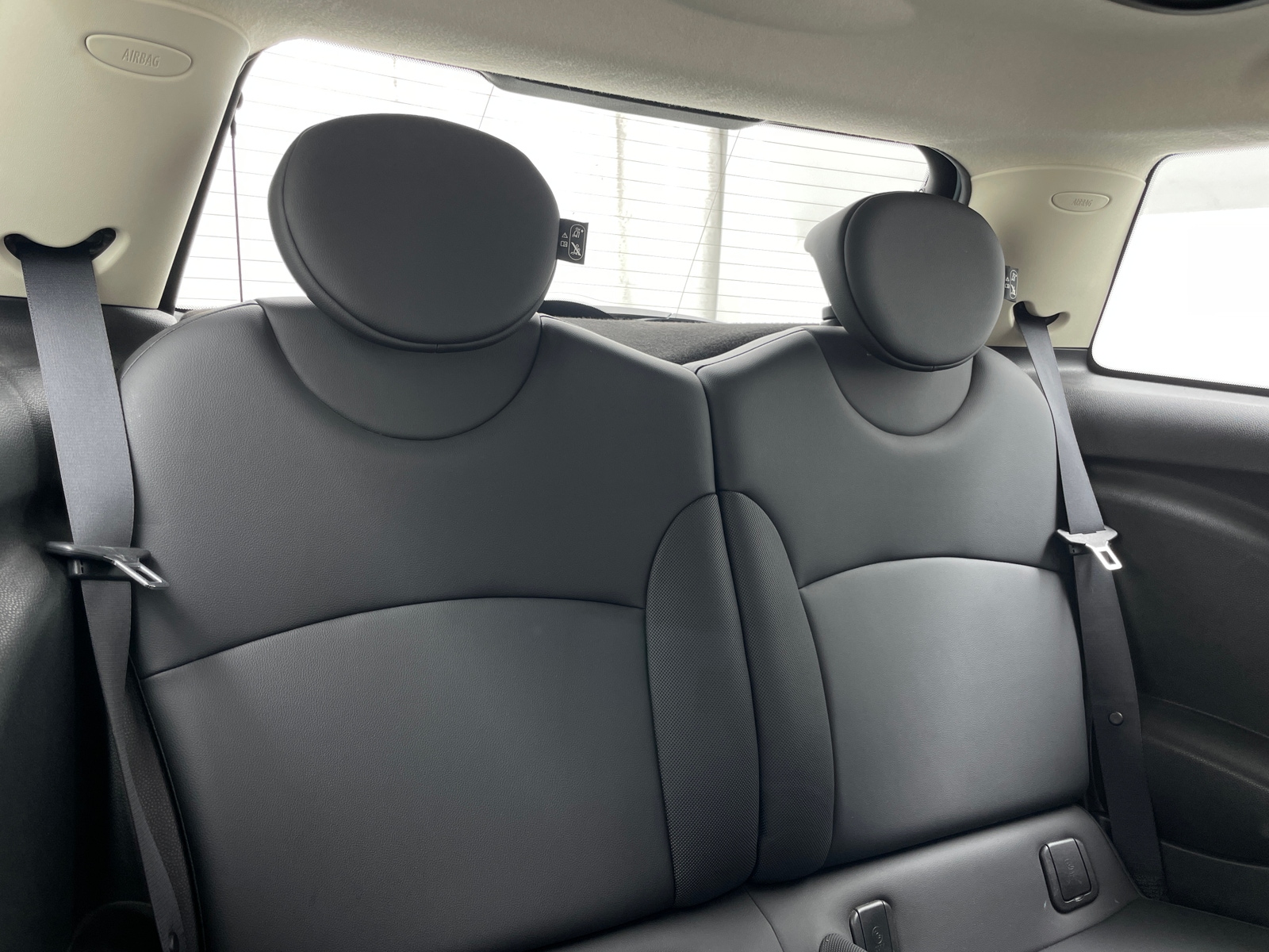 Thumbnail: 2012 MINI Cooper Hardtop - 5
