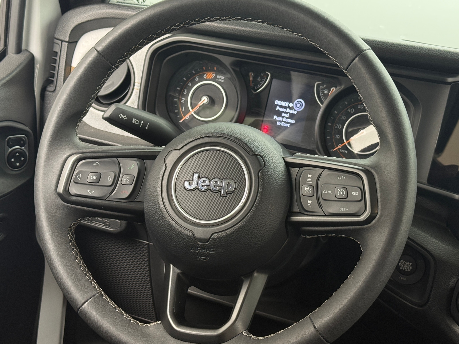 Thumbnail: 2025 Jeep Wrangler - 5