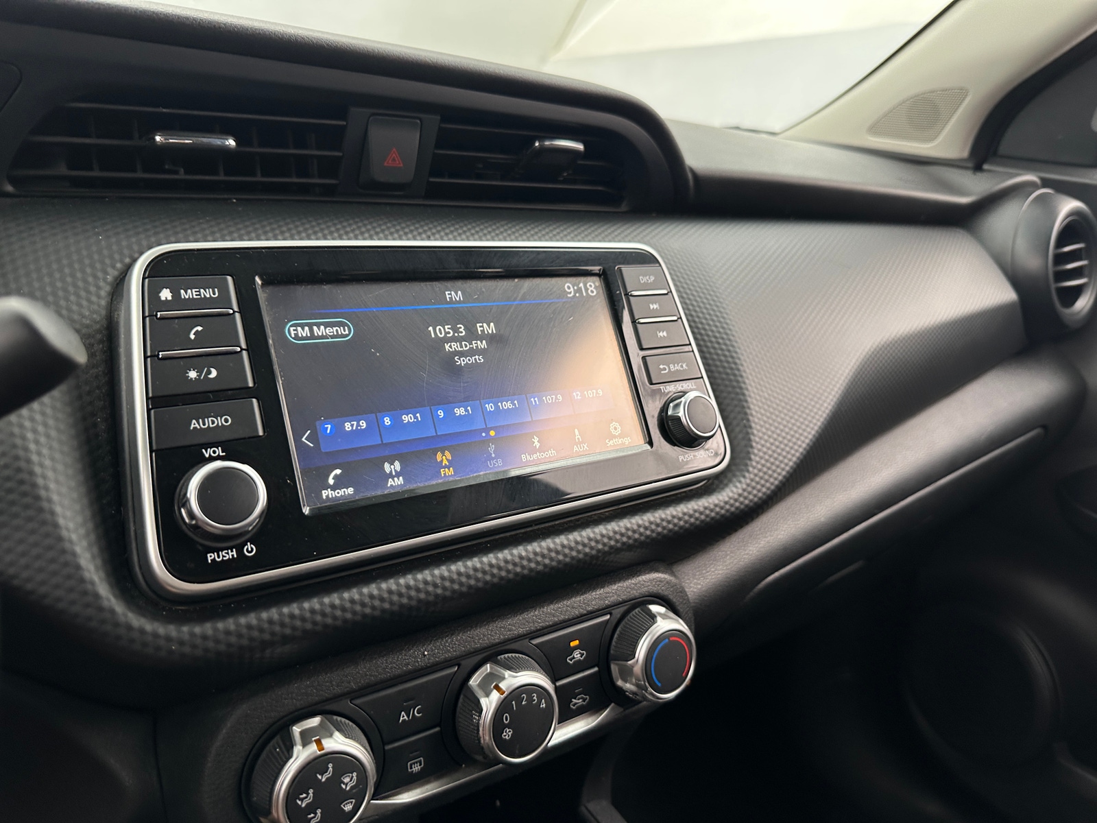 Thumbnail: 2024 Nissan Kicks - 4