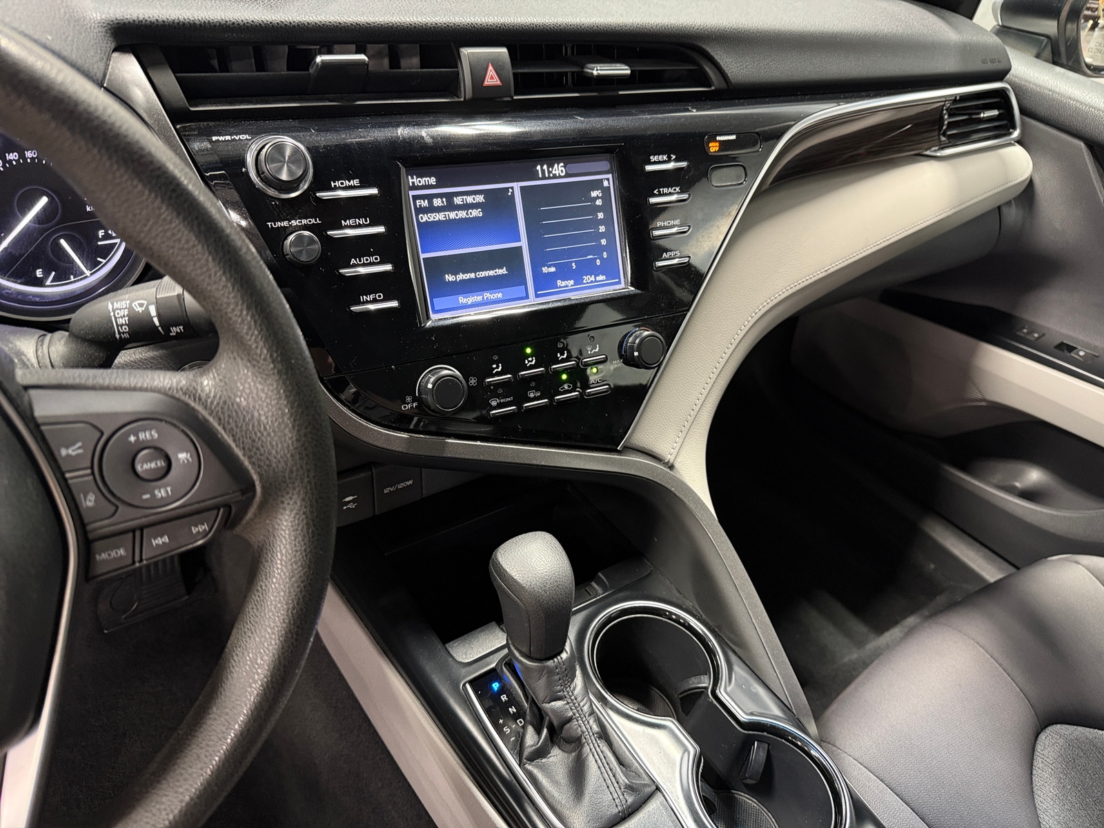 Thumbnail: 2018 Toyota Camry - 4