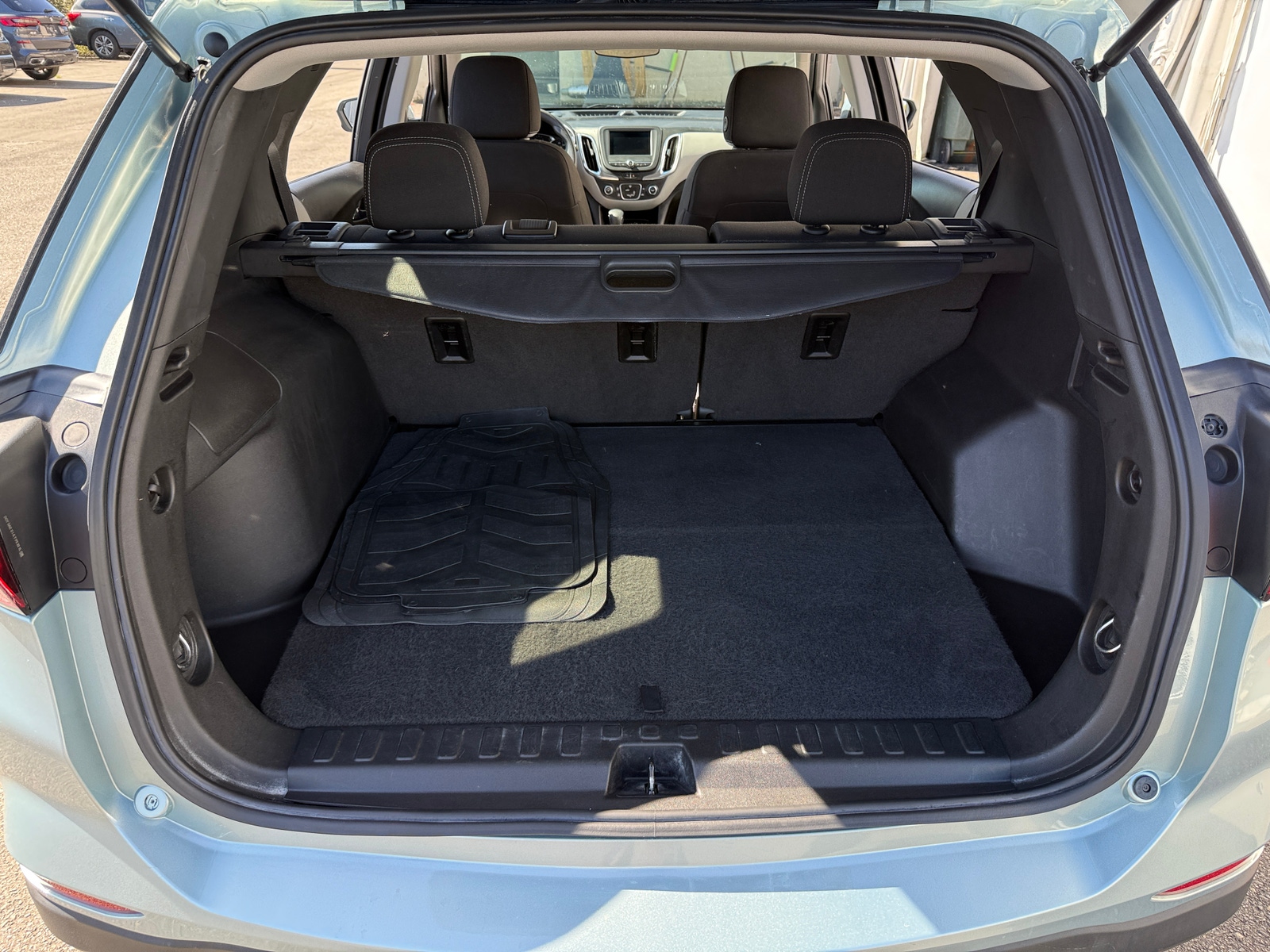 Thumbnail: 2022 Chevrolet Equinox - 7