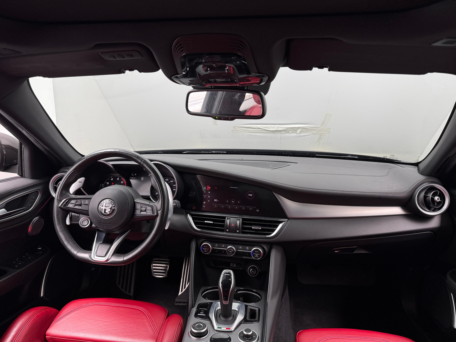 Thumbnail: 2022 Alfa Romeo Giulia - 2