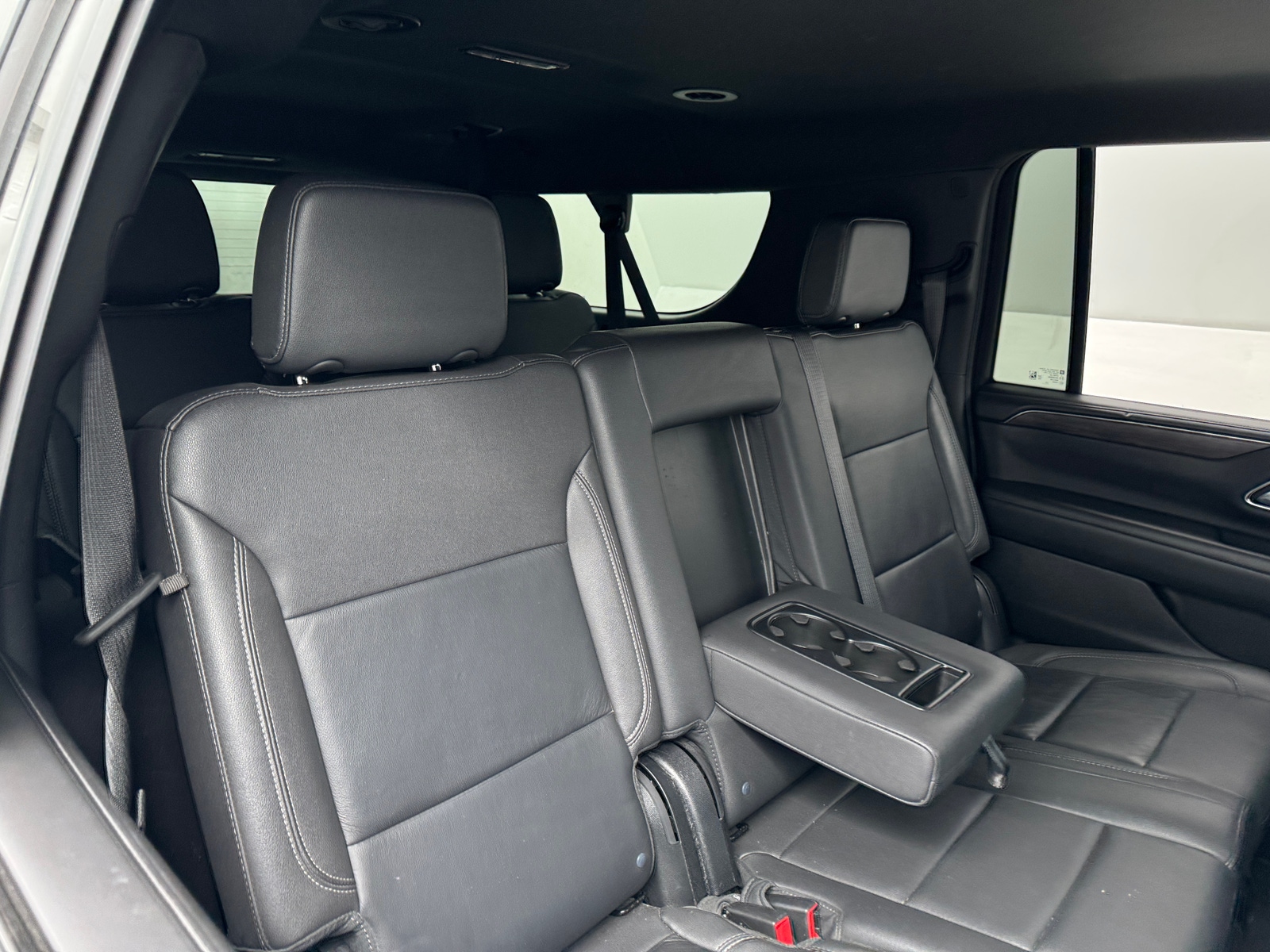 Thumbnail: 2023 Chevrolet Suburban - 5