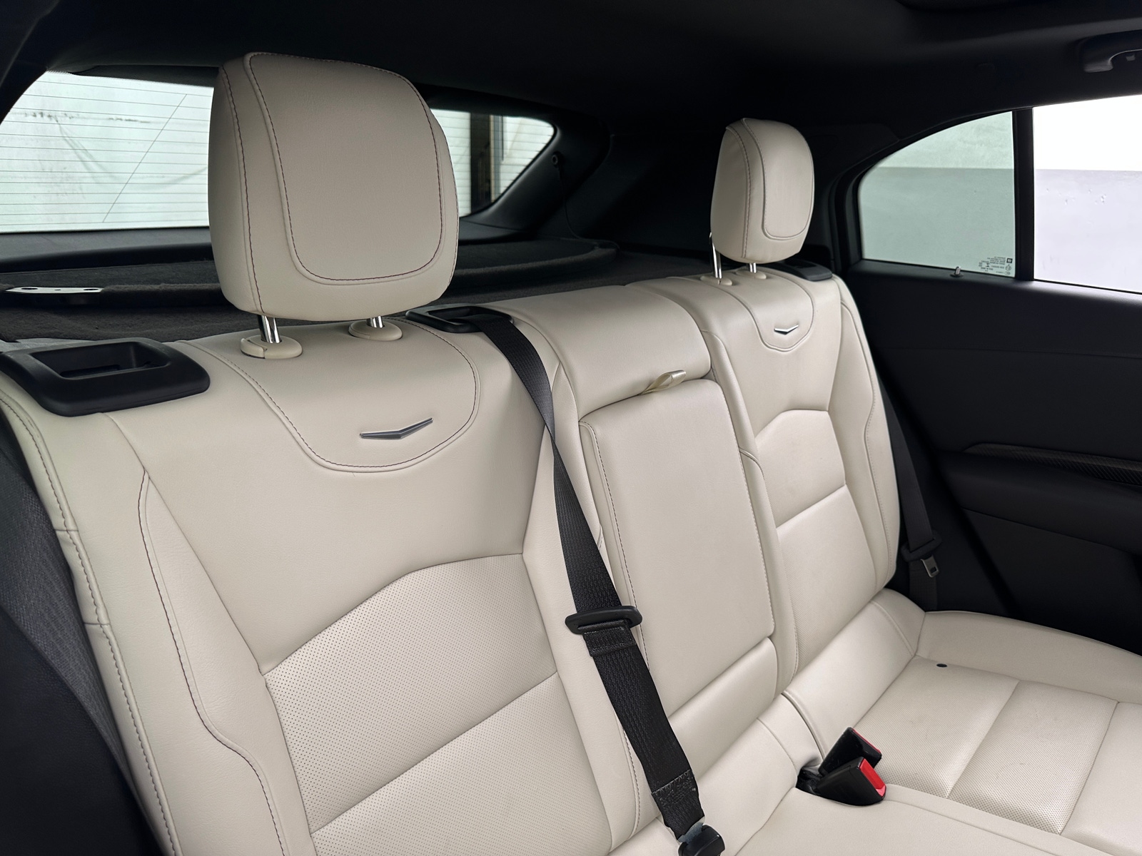 Thumbnail: 2021 Cadillac XT4 - 5
