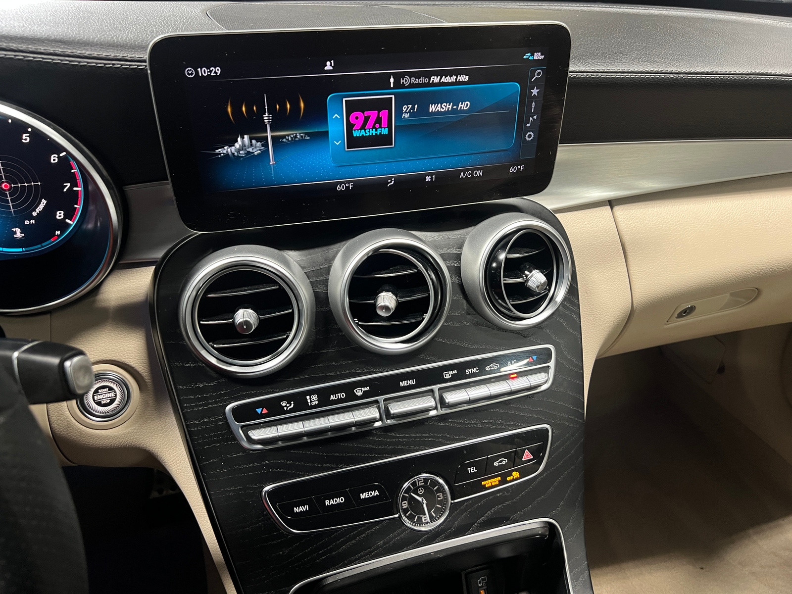 Thumbnail: 2023 Mercedes-Benz C-Class - 3