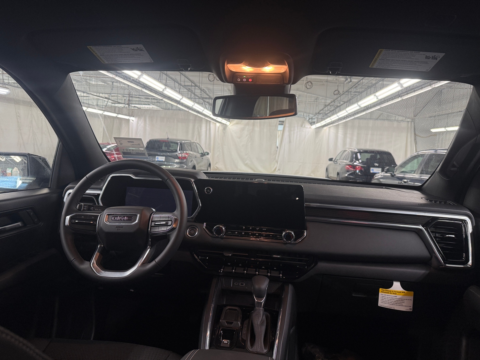 Thumbnail: 2025 GMC Canyon - 3
