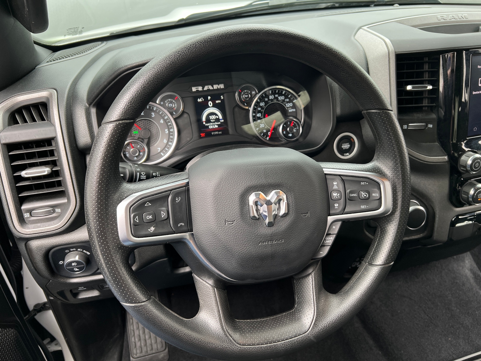 Thumbnail: 2025 RAM 1500 - 5
