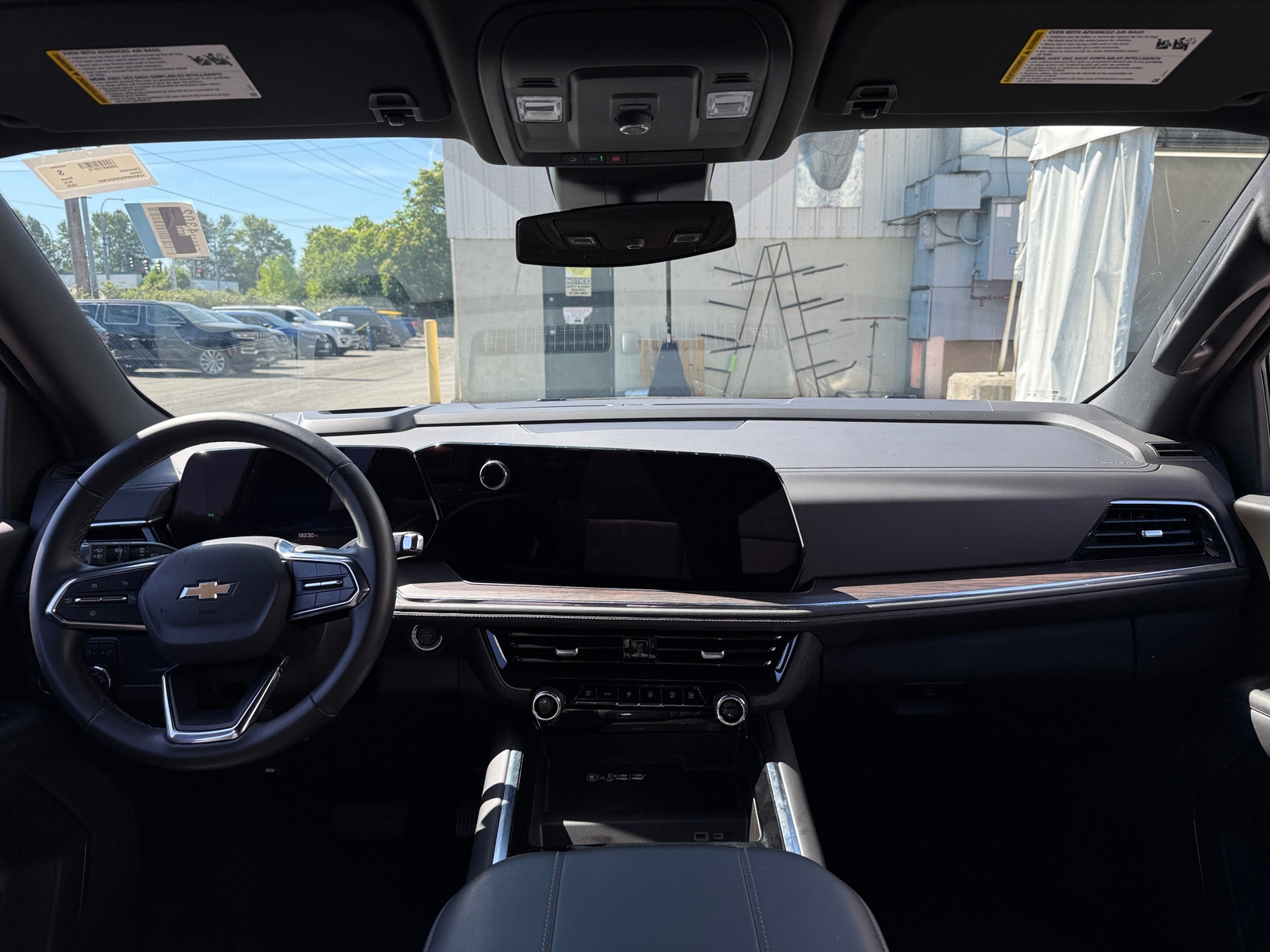 Thumbnail: 2025 Chevrolet Tahoe - 2