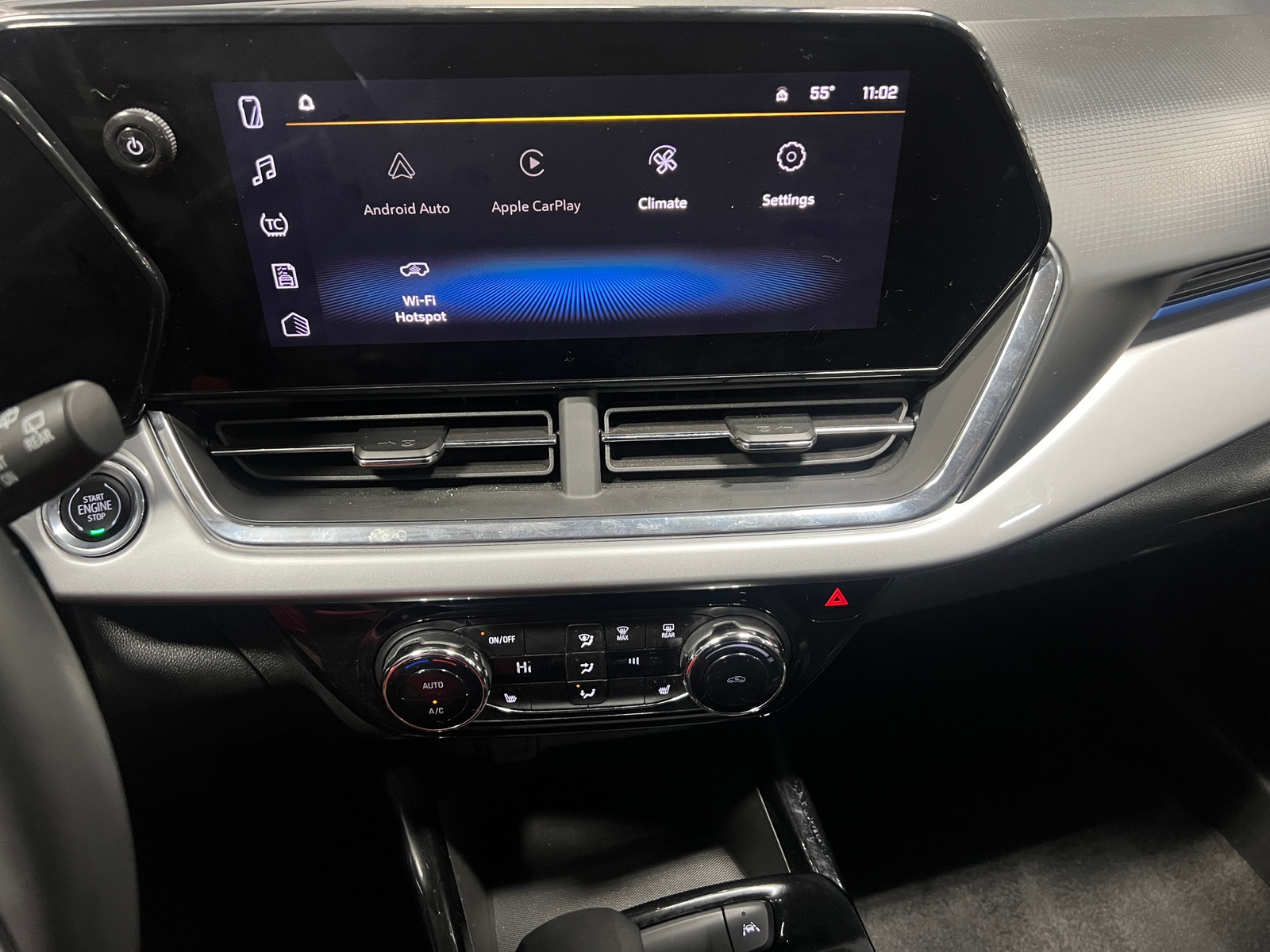 Thumbnail: 2025 Chevrolet Trax - 4
