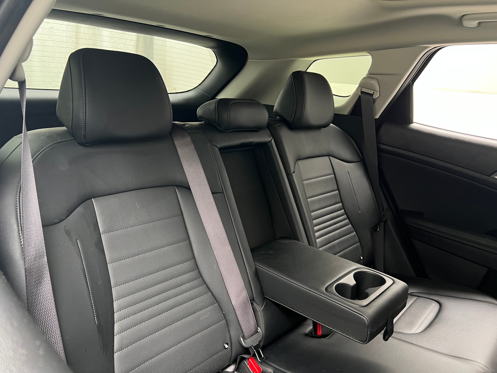 Thumbnail: 2025 Kia Sportage - 5