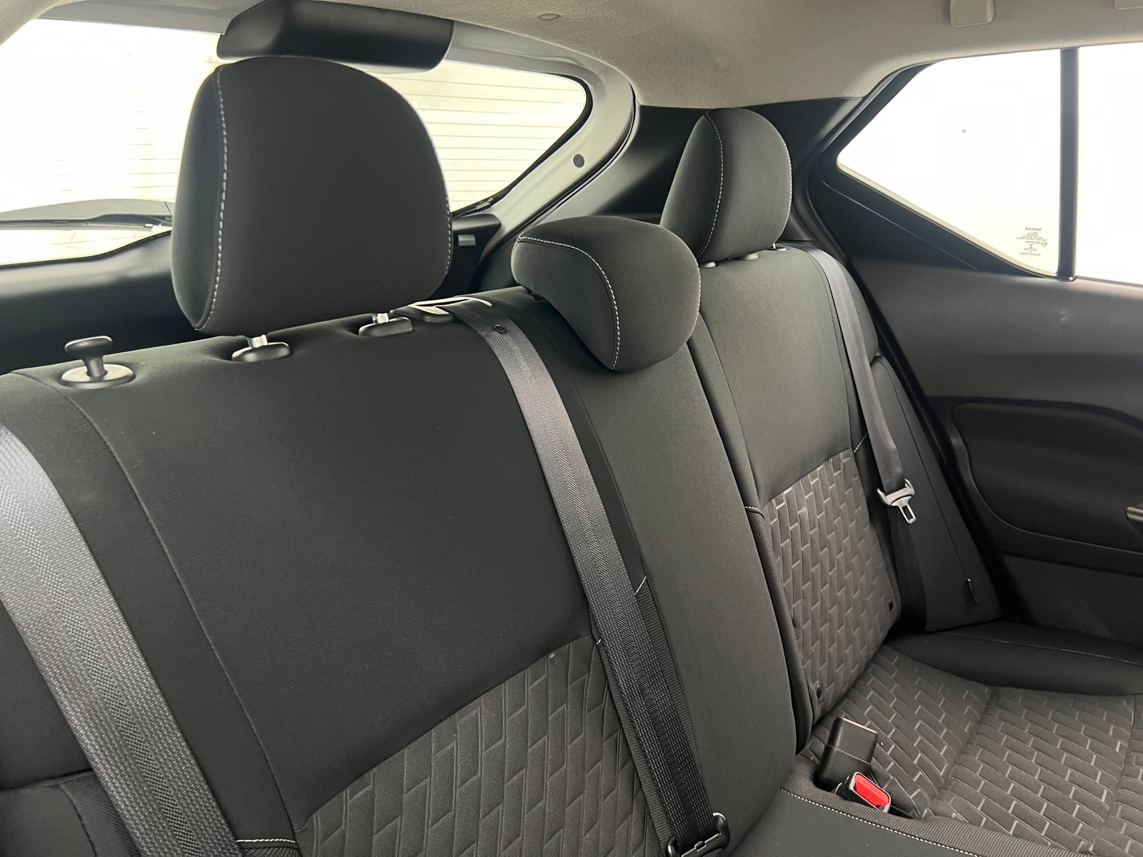 Thumbnail: 2021 Nissan Kicks - 6