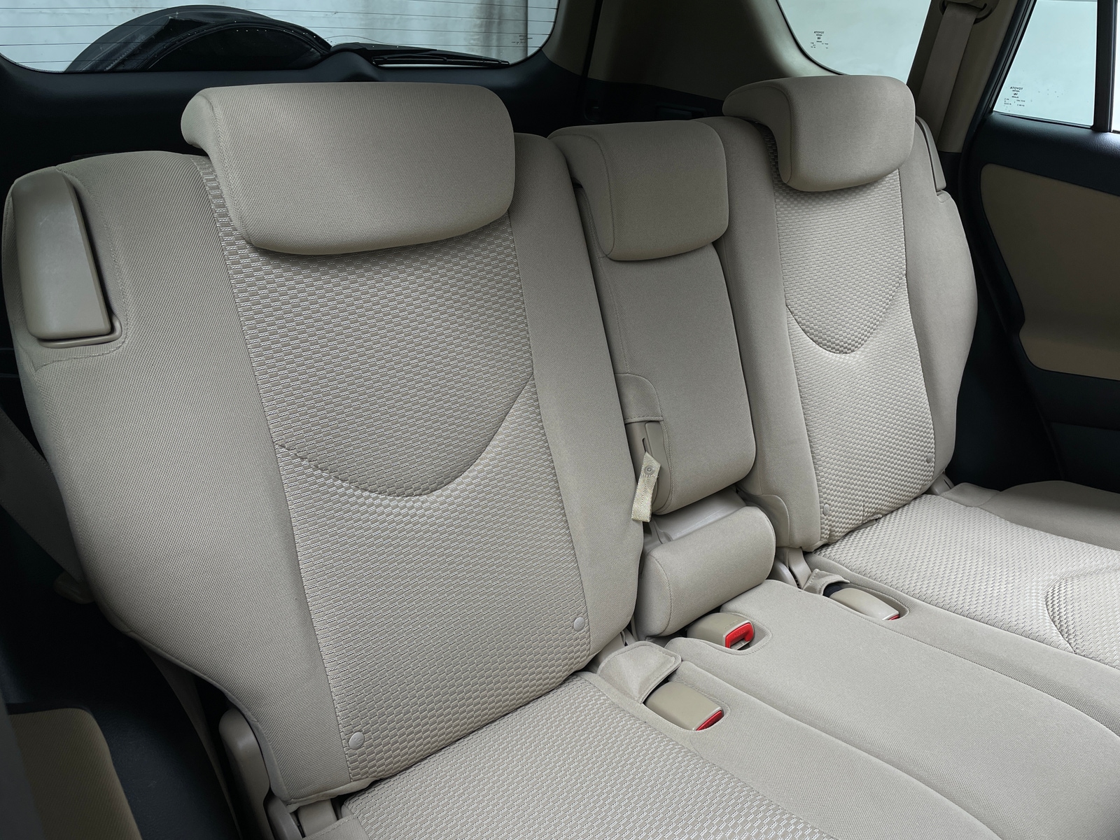 Thumbnail: 2011 Toyota RAV4 - 6