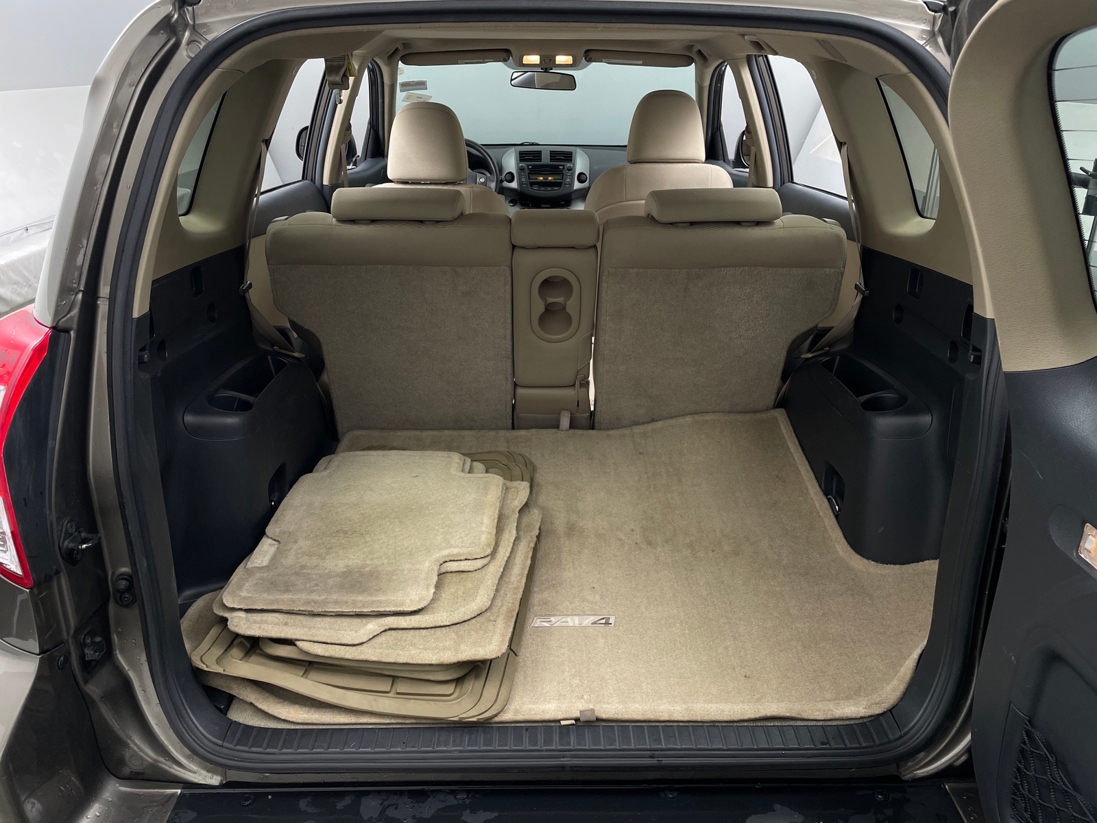 Thumbnail: 2011 Toyota RAV4 - 7