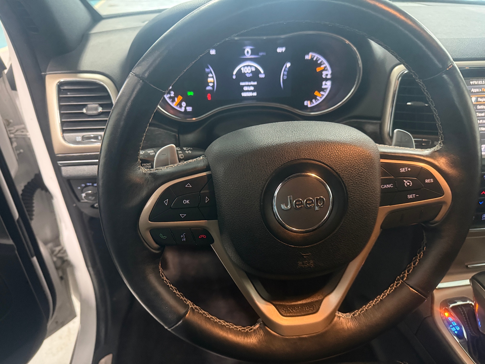 Thumbnail: 2017 Jeep Grand Cherokee - 4