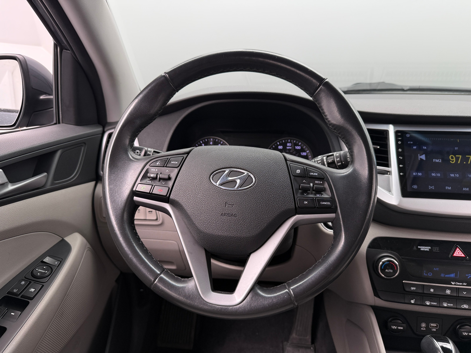 Thumbnail: 2017 Hyundai Tucson - 5