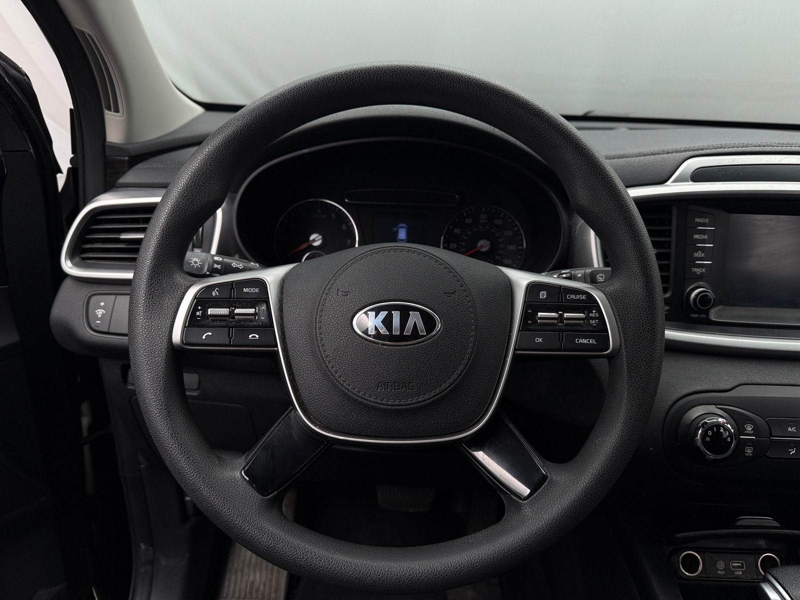 Thumbnail: 2020 Kia Sorento - 5