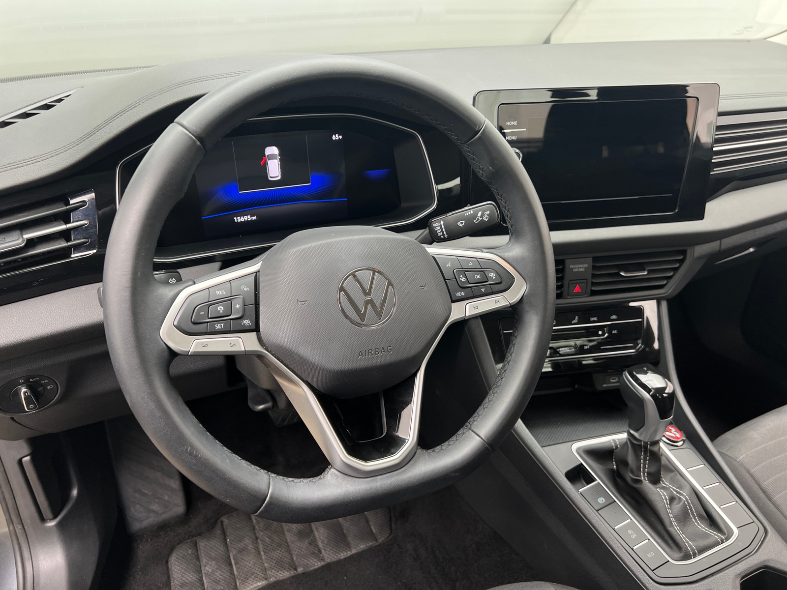 Thumbnail: 2025 Volkswagen Jetta - 5