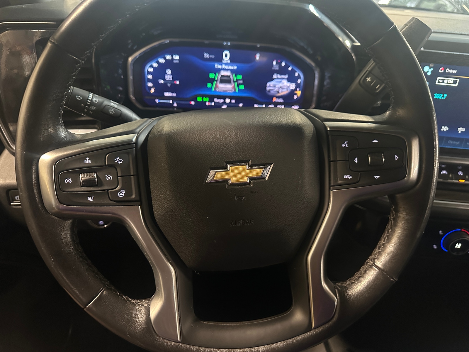 Thumbnail: 2022 Chevrolet Silverado 1500 - 5