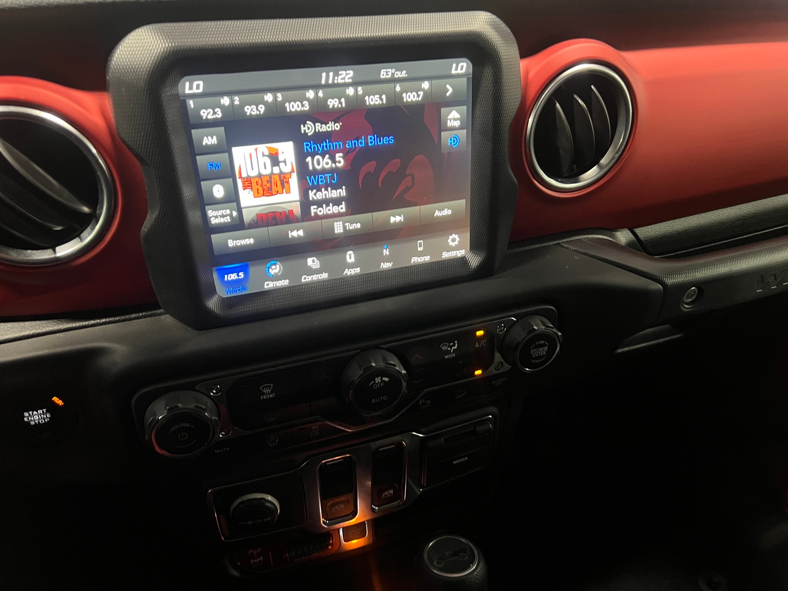 Thumbnail: 2019 Jeep Wrangler - 4