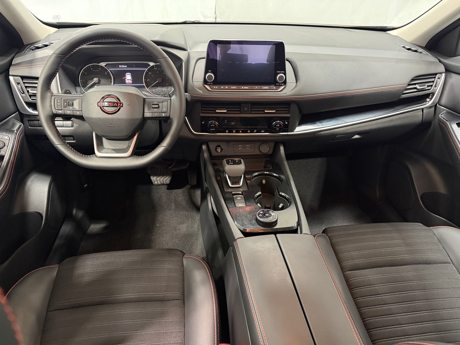 Thumbnail: 2025 Nissan Rogue - 2