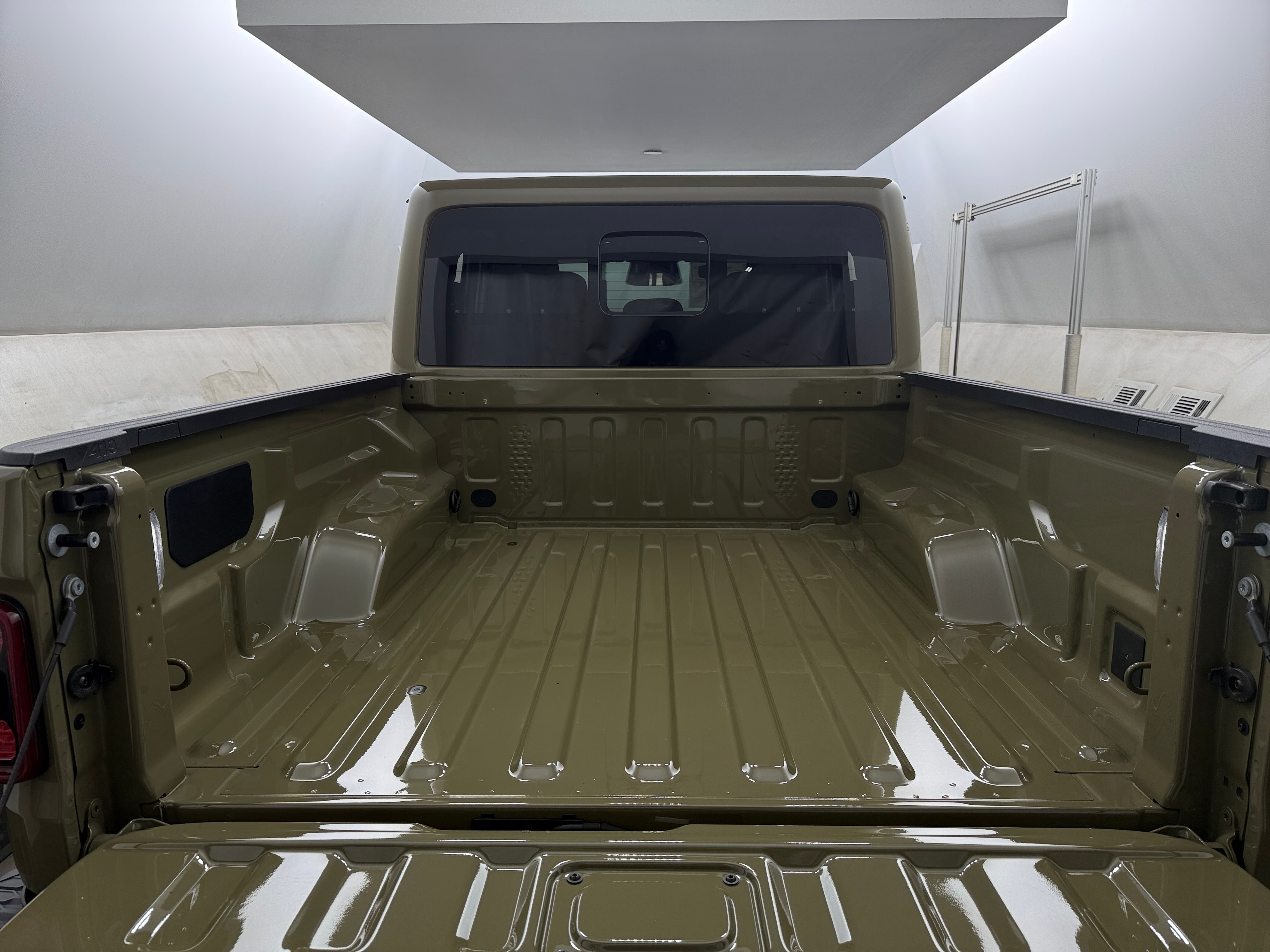 2026 Jeep Gladiator Mojave X Auto's photo