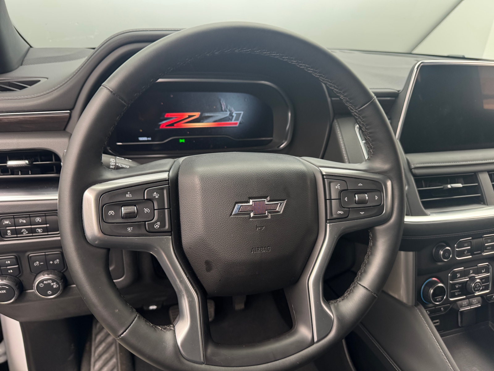 Thumbnail: 2024 Chevrolet Tahoe - 4