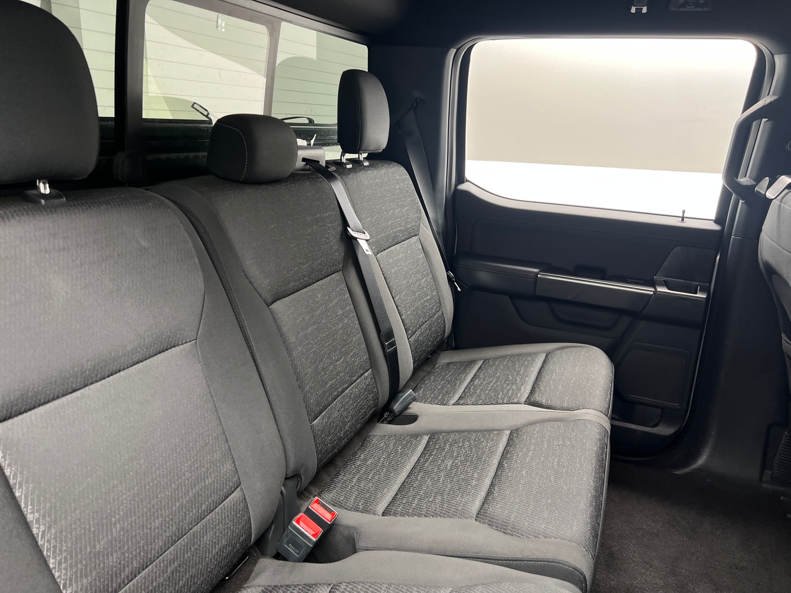 Thumbnail: 2022 Ford Econoline - 6