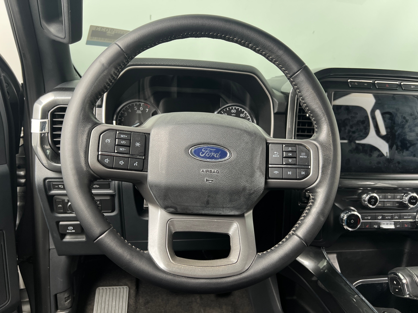 Thumbnail: 2022 Ford Econoline - 5