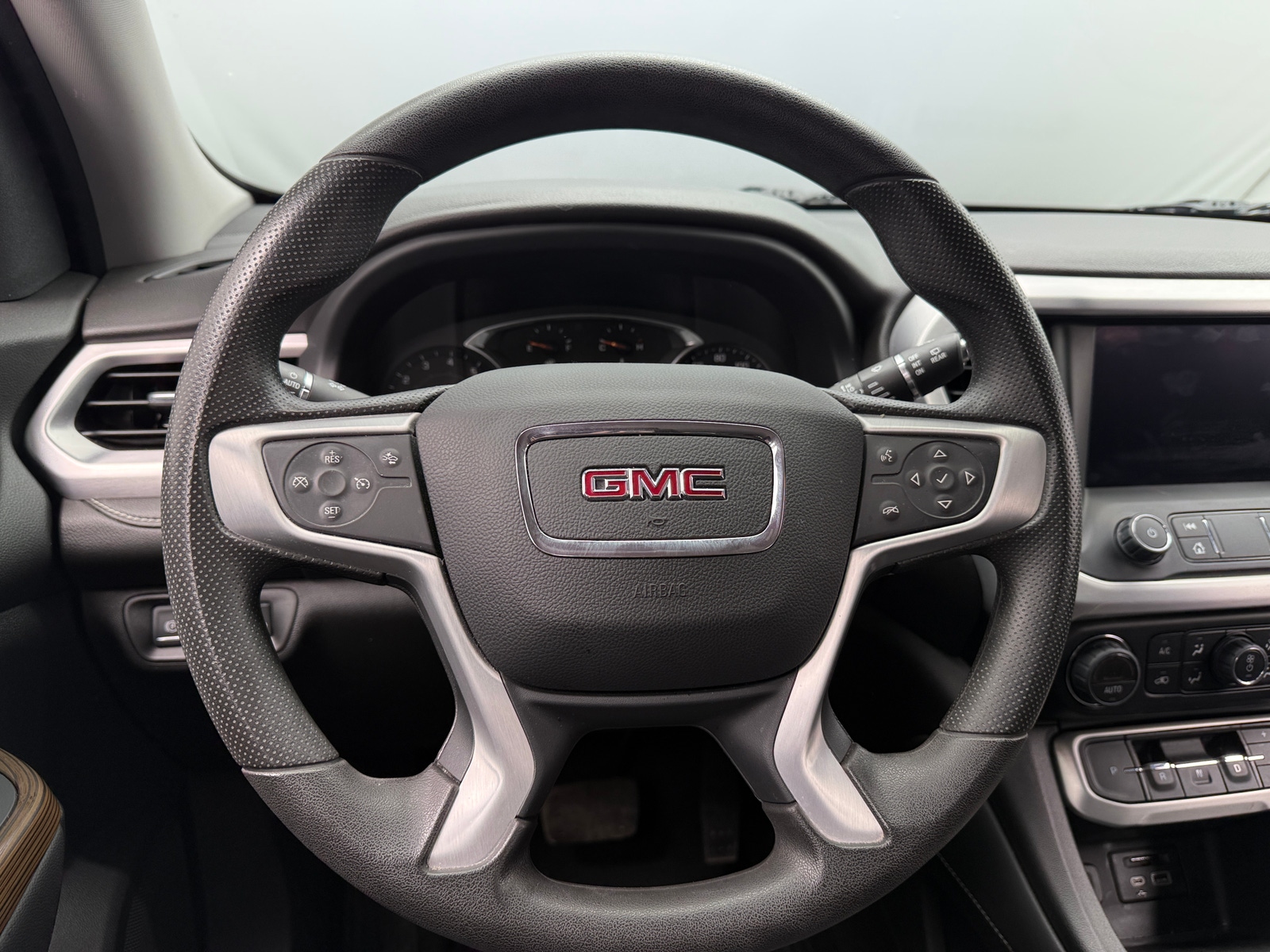 Thumbnail: 2023 GMC Acadia - 5