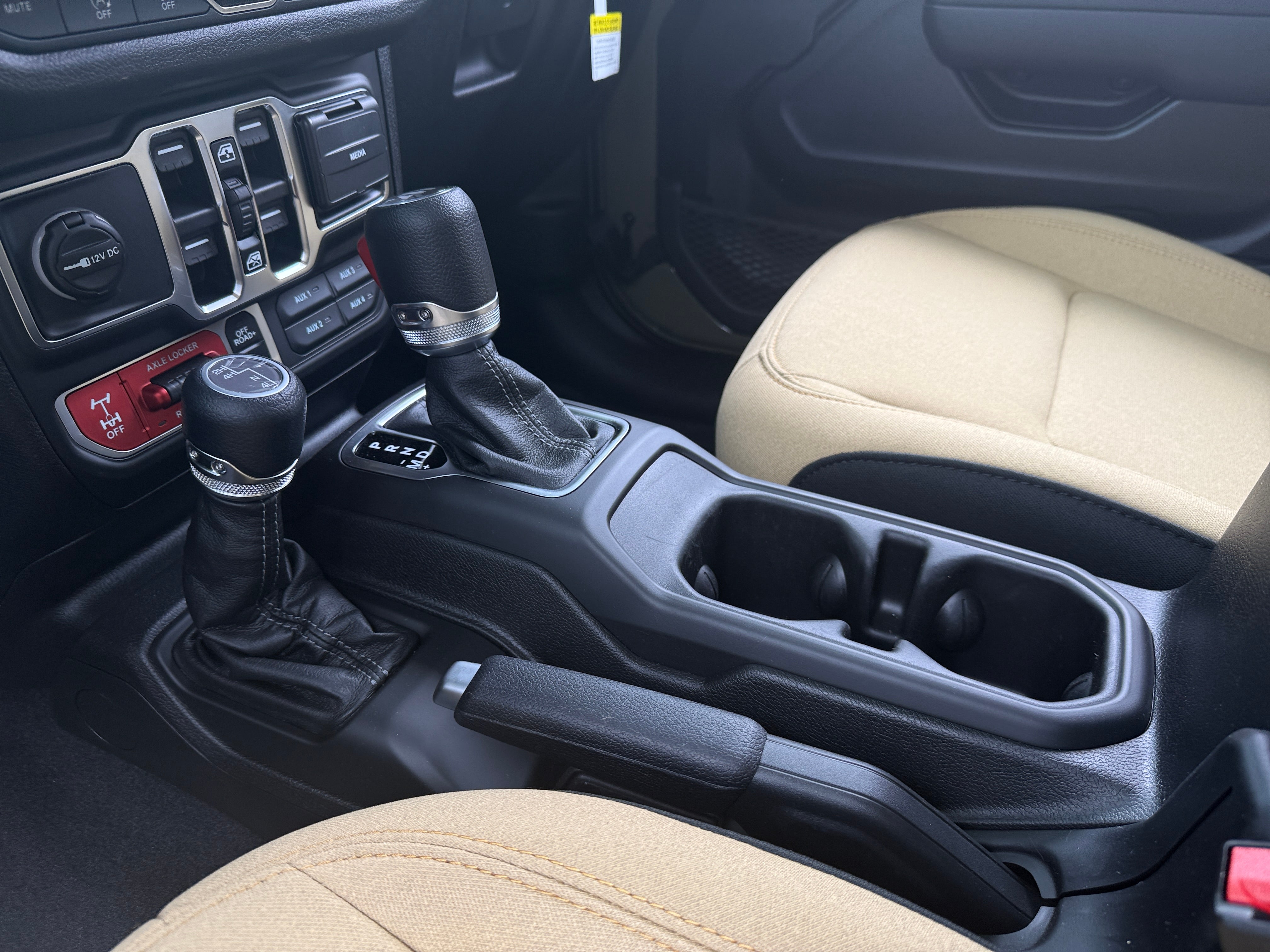 2026 Jeep Wrangler 4-Door Willys 41 - Photo 6