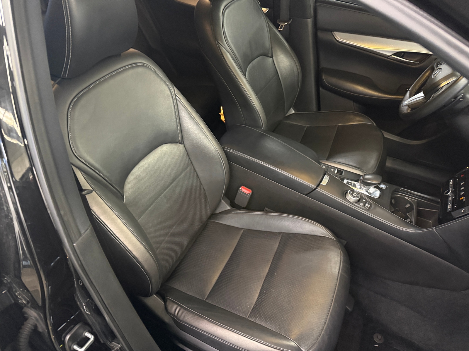 Thumbnail: 2019 INFINITI QX50 - 2