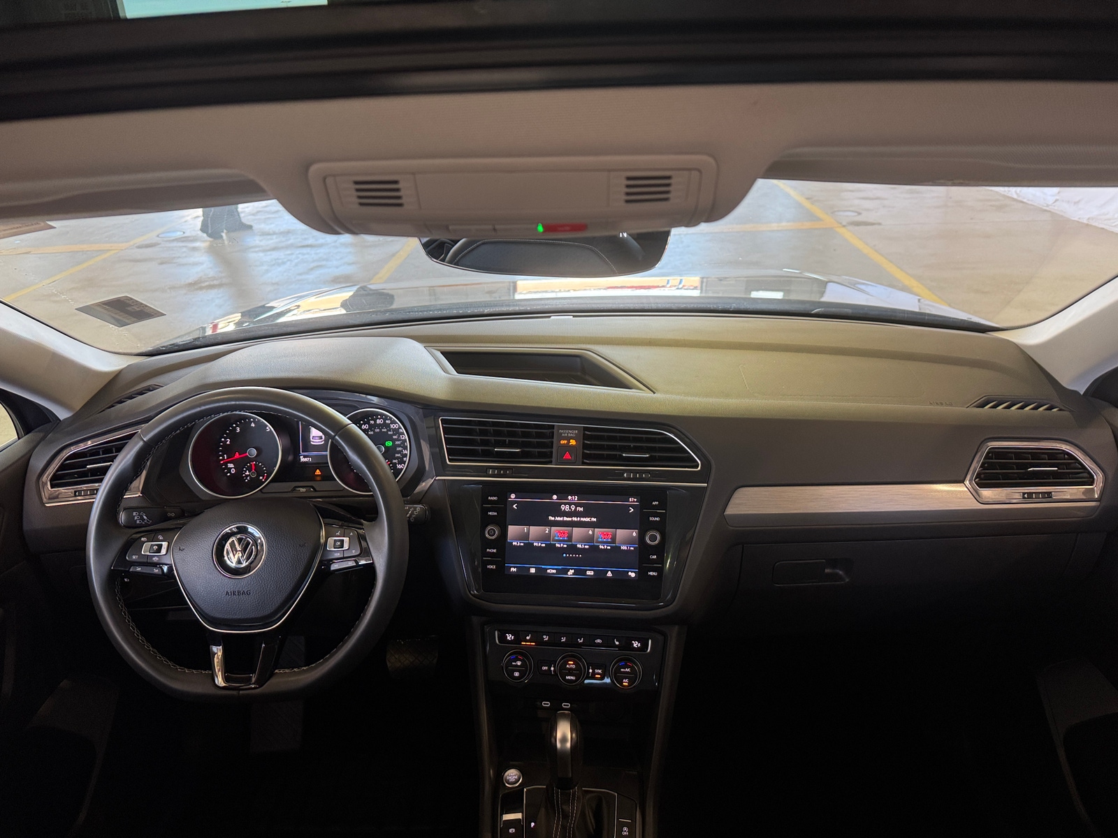 Thumbnail: 2021 Volkswagen Tiguan - 2