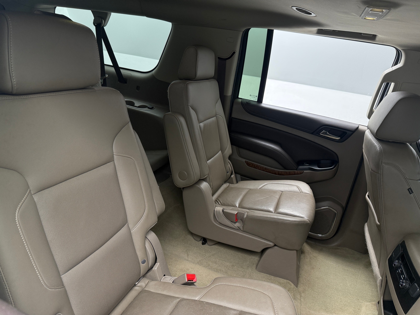 Thumbnail: 2017 Chevrolet Suburban - 5