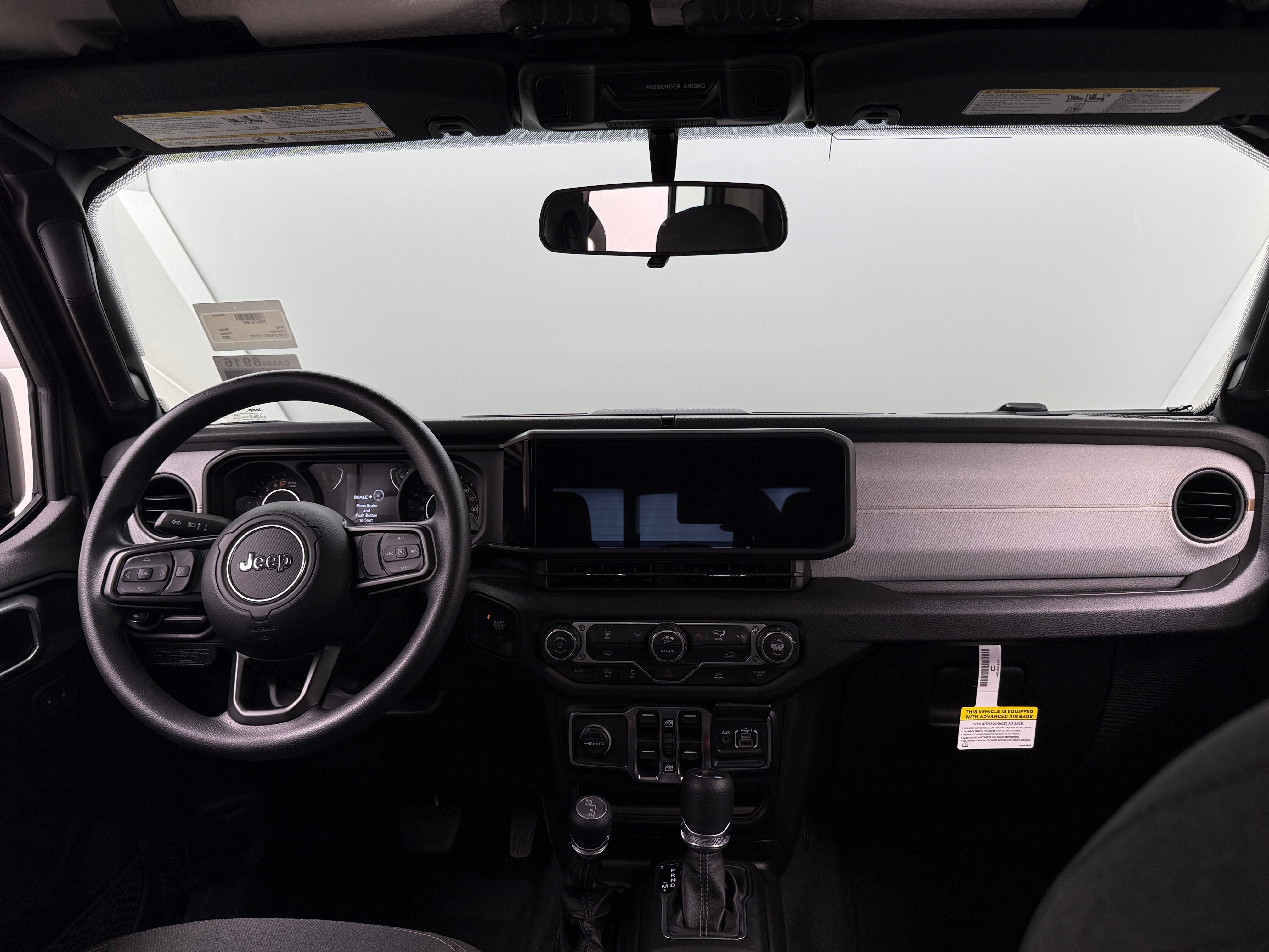 2026 Jeep Gladiator Sport Auto's photo