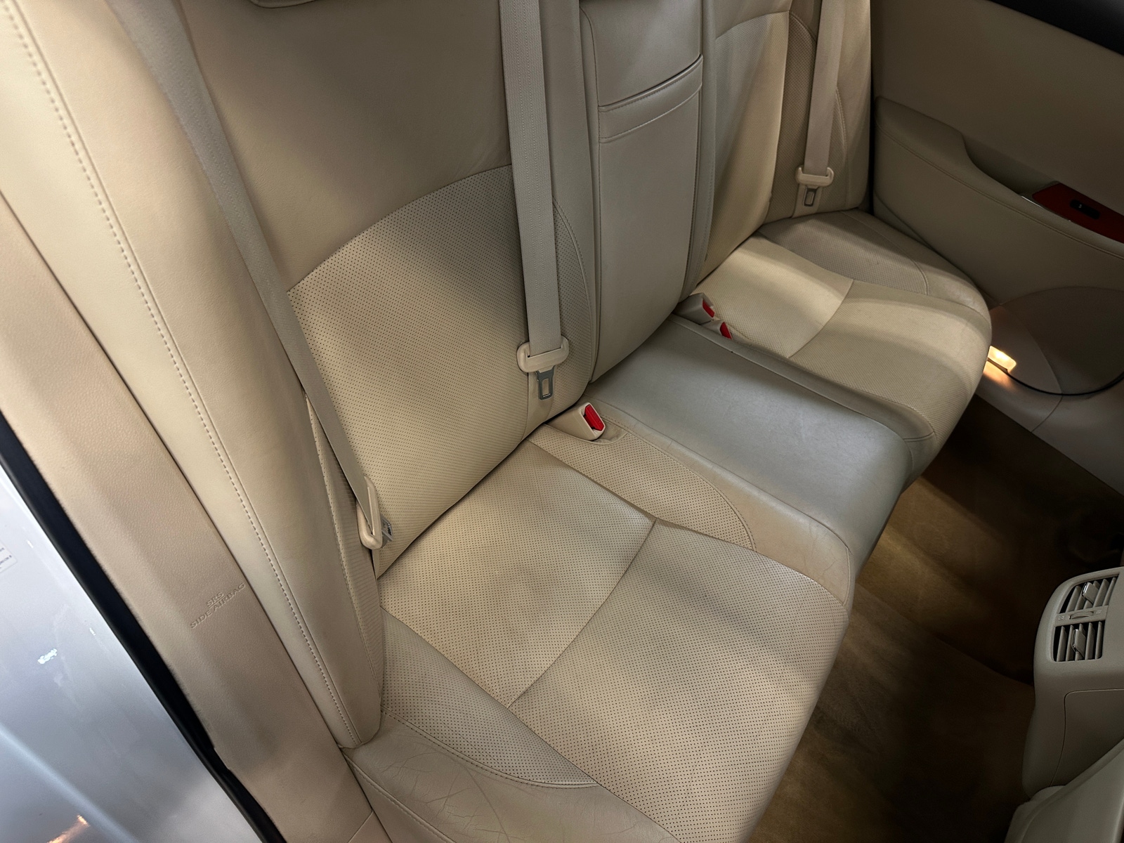 Thumbnail: 2011 Lexus ES - 5