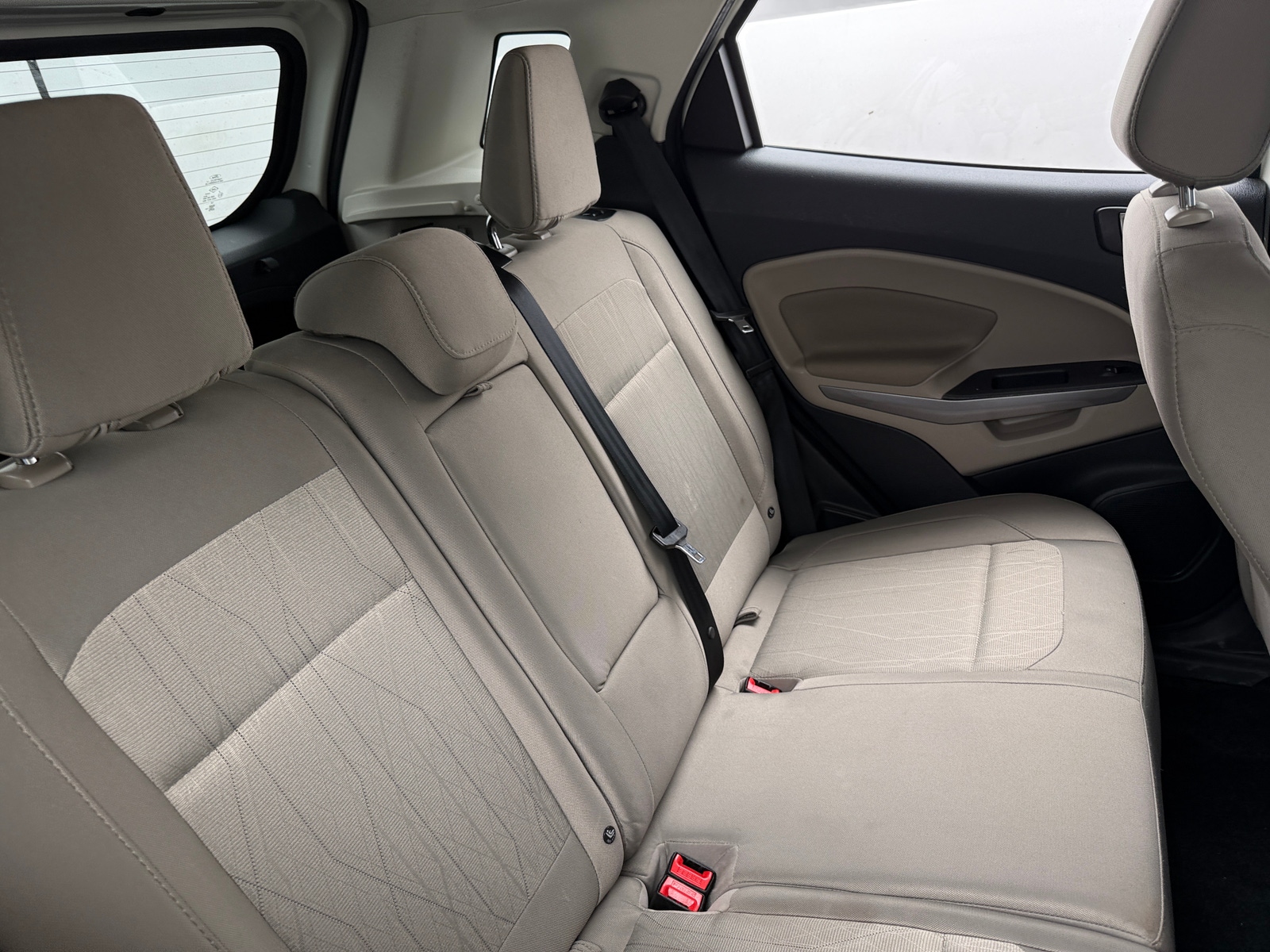 Thumbnail: 2021 Ford EcoSport - 6