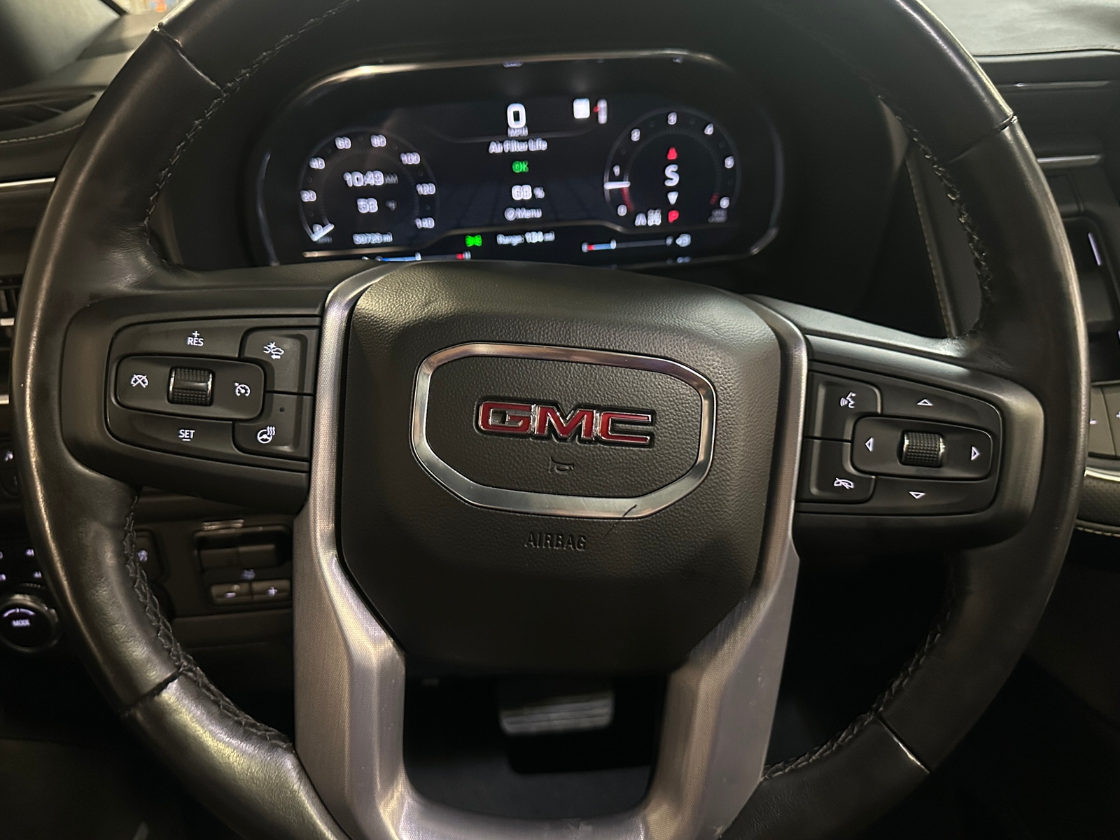 Thumbnail: 2022 GMC Yukon XL - 4