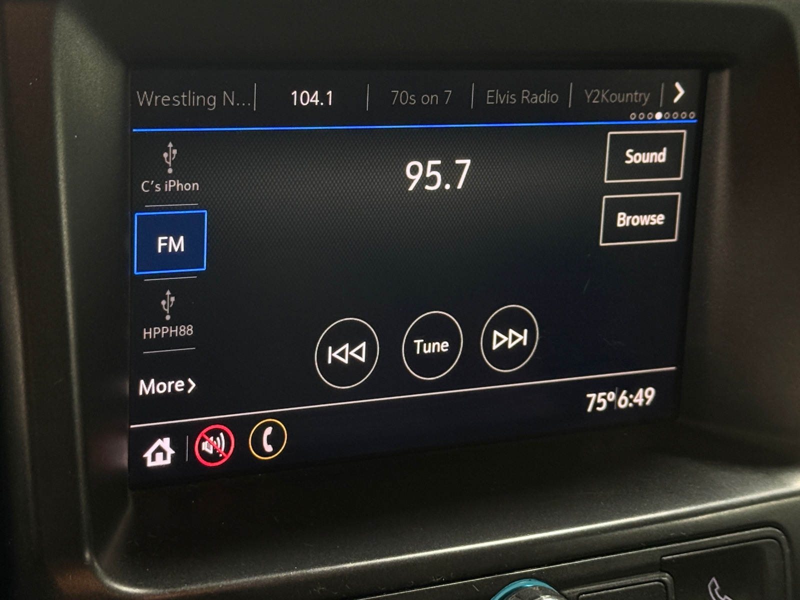 Thumbnail: 2021 Chevrolet Colorado - 4