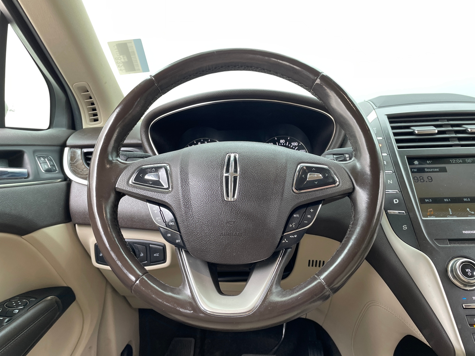 Thumbnail: 2018 Lincoln MKC - 4