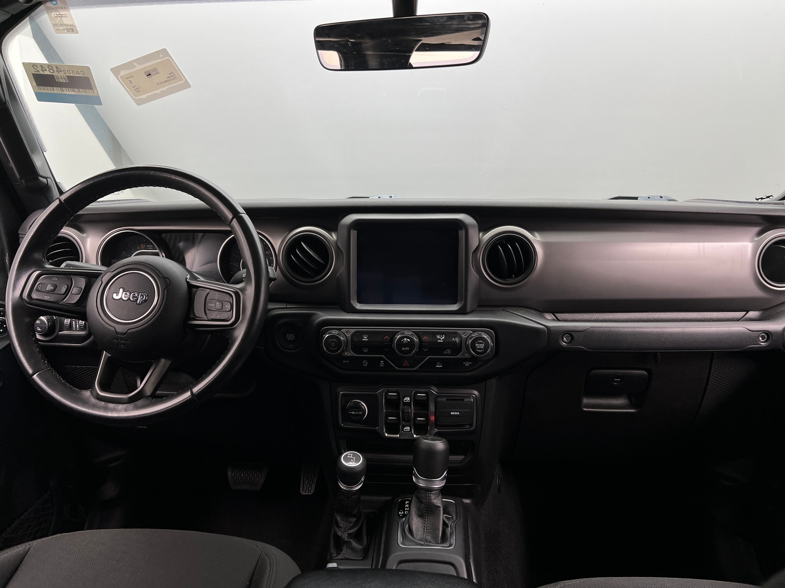 Thumbnail: 2021 Jeep Gladiator - 3