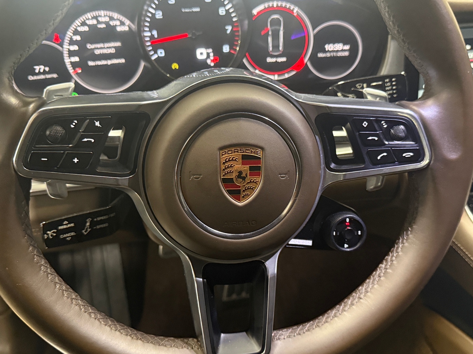 Thumbnail: 2018 Porsche Panamera - 4